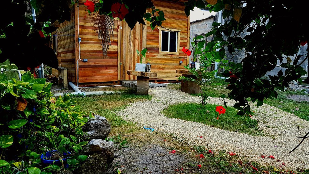 Casa Ricky'S Hostel Orange Walk Екстериор снимка